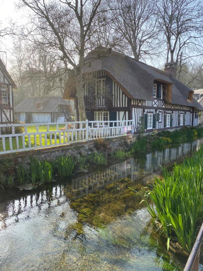 Les Gites Du Chateau Du Cedre Manneville-es-Plains ภายนอก รูปภาพ